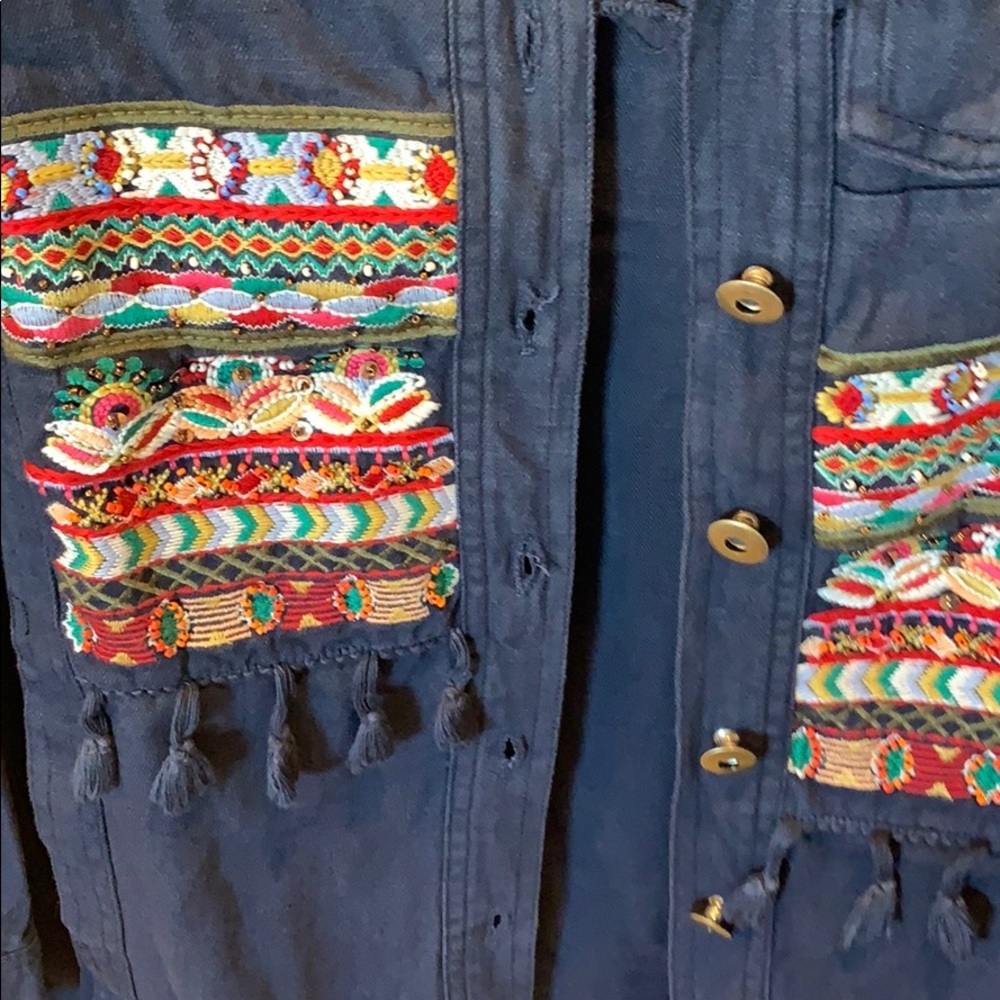 Embroidered Jacket - Picture 3 of 4